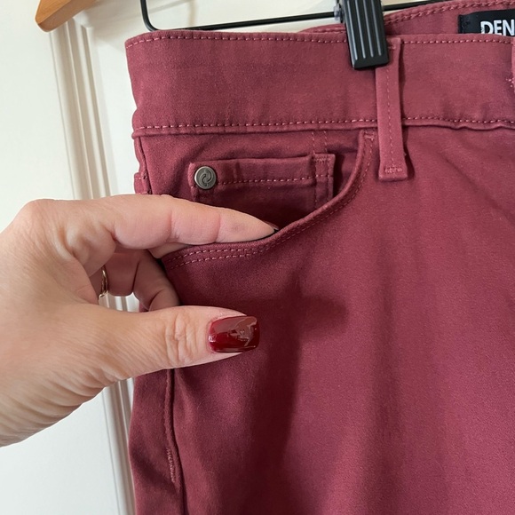 Denizen from Levi’s Mauve High Rise Skinny Stretchy Pants Women's size 8 - Picture 2 of 16